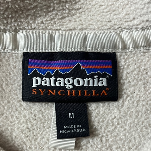 Women’s Fleece Sweater - Picture 5 of 6